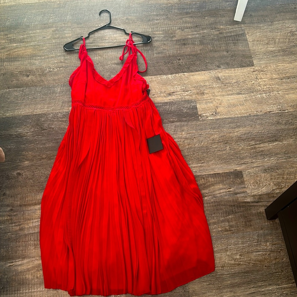 Lulus bright red tie strap pleated midi dress